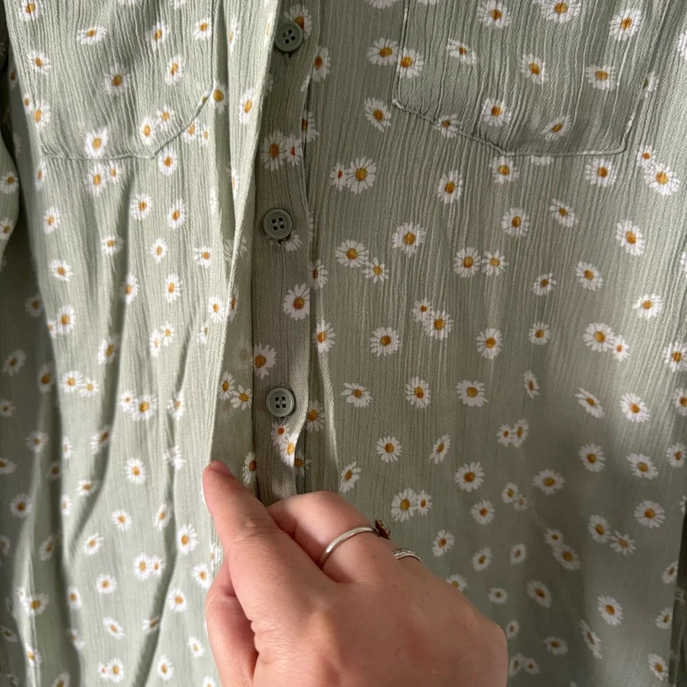 Daisy Floral Mint Gauzy Roll Tab Lightweight Small Hippie Rose Size Small - Picture 9 of 14